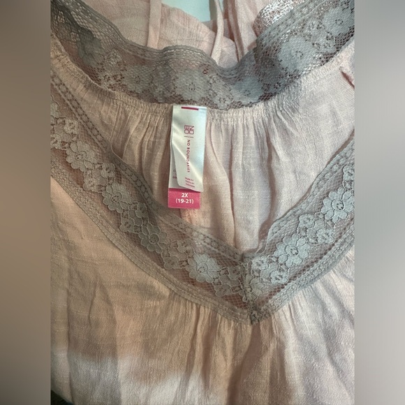 No boundaries beautiful top shirt  3/4 short sleeve ruffle women size 2X - Picture 5 of 6